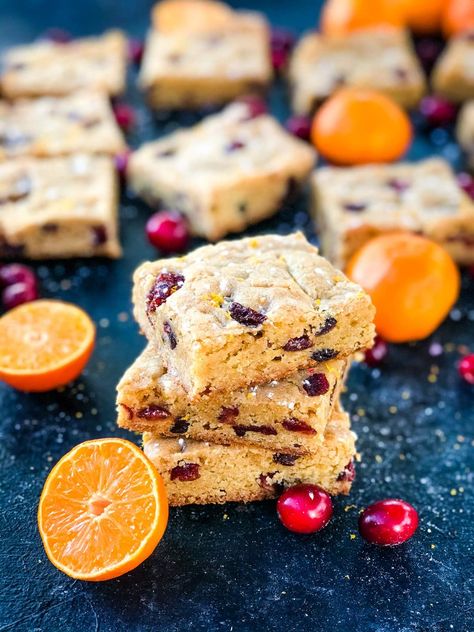 Cranberry Orange Blondies Orange Blondies, Cranberry Blondies, Banana Dog Treats, Blondie Bars, Dog Treats Homemade Easy, Frozen Strawberry, Frozen Dog Treats, Christmas Baking Recipes, Healthy Dog Treats Homemade