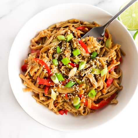 Sesame Noodles Recipe, Take Out Food, Carb Dishes, Almond Butter Recipes, Sesame Noodles, Coconut Aminos, Peanut Noodles, Meat Free Recipes, Buttered Noodles