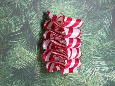 RibbonCandy xmas ornament Scrap Ribbon Tree Ornament, Fabric Ribbon Candy Ornament, Ornament Ribbon Bow, Diy Christmas Candy, Christmas Carnival, Ribbon Ornaments, Ribbon Candy, Candy Ornaments, Easy Christmas Ornaments