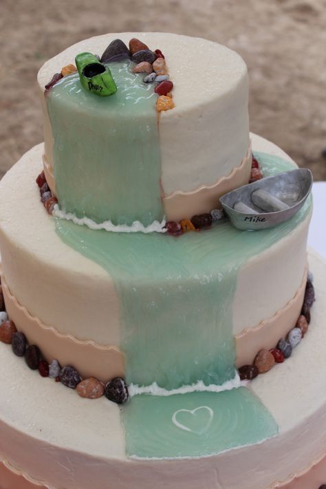 River Cake, Kayak Cake, River Kayak, River Of No Return, Pastry School, River Wedding, 50th Cake, Salmon River, Fish Cake