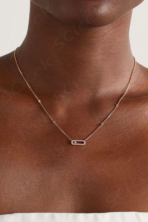 Shop MESSIKA Move Uno 18-karat rose gold diamond necklace, Explore the latest MESSIKA women's collection today on NET A PORTER Messika Necklace, Messika Move Uno, Messika Jewelry, Rose Gold Diamond Necklace, Dental Gifts, Gold Diamond Necklace, 28 Days, Rose Gold Diamonds, Stone Necklace