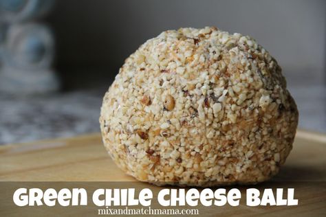 Green Chile Cheese Ball Creamy Corn Dip, Crab Cake Sliders, Crab And Artichoke Dip, Easy Super Bowl, Buffalo Chicken Bites, Easy Bbq Chicken, Winter Dinners, Favorite Christmas Recipes, Super Bowl Recipes