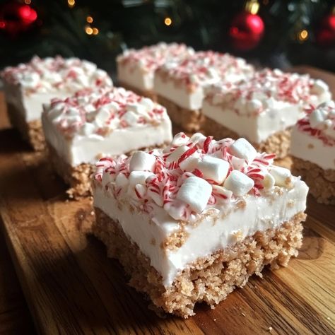 No-Bake Christmas Marshmallow Bars - Naneg Recipes. Dipped Marshmallows Christmas, No Bake Christmas Marshmallow Bars, Recipes That Use Marshmallows, Baked Marshmallows, Mini Marshmallow Recipes, Dessert With Marshmallows, Marshmallow Christmas Treats, Marshmallow Roll, Mini Marshmallows Recipes