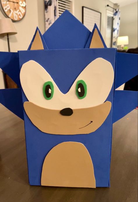 Valentines Cereal Box Ideas Diy, Sonic The Hedgehog Birthday Card Diy, Diy Boys Valentine Boxes Schools, Cereal Box Valentines Box Ideas, Little Boy Valentine Box Ideas, Sonic Valentine Box Ideas, Sonic Hedgehog Valentine Box Ideas, Valentines Box Dinosaur, Valentines Cereal Box Ideas