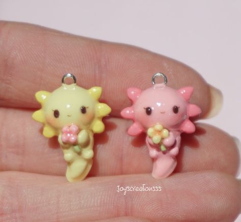 Lera Inspiration, Easy Clay Sculptures, Polymer Clay Kawaii, Clay Keychain, Tiny Art, Diy Air Dry Clay, Shark Earrings, Cute Polymer Clay, Cute Clay