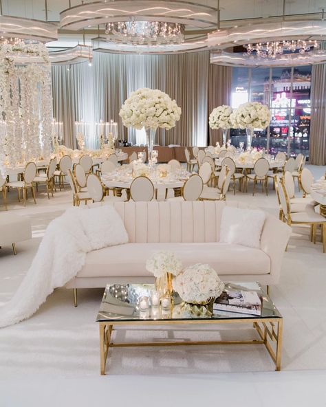 White On White Wedding, White Wedding Decorations, Luxury Wedding Decor, Waldorf Astoria, Las Vegas Wedding, Luxe Wedding, White On White, Las Vegas Weddings, Wedding Decor Elegant