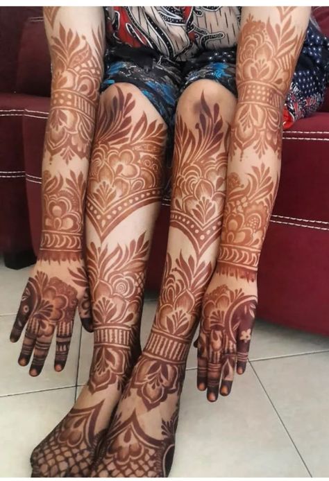 Mehndi Basics, Homemade Dresses, Khafif Mehndi Design, Legs Mehndi Design, Mehndi Designs Bridal Hands, Henna Art Designs, Beginner Henna Designs, Rose Mehndi Designs, Mehndi Designs For Kids