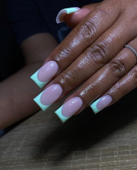 Mint Green Nails French Tip, Mint Green Nails Short, Mint French Tip Nails, Mint Green French Tip Nails, Short Turquoise Nails, Mint Green French Tip, Turquoise French Tip Nails, Turquoise Acrylic Nails, Green French Tip