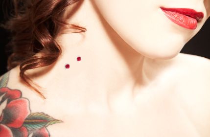 Vampire Bite Tattoo, Bite Tattoo, Chest Piercing, Neck Piercing, Vampire Bite, 5 Tattoo, Vampire Bites, Surface Piercing, Face Piercings