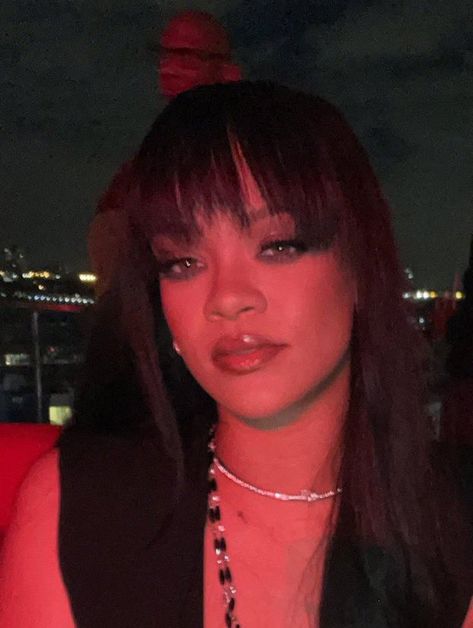 Rihanna Face, Looks Rihanna, Mode Ulzzang, Rihanna Outfits, Rihanna Looks, Rihanna Riri, Bad Gal, Rihanna Fenty, Looks Style