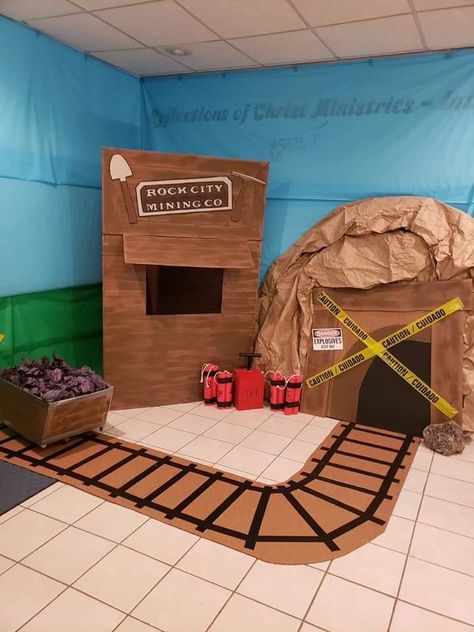 Train Vbs Decorations, Vbs Train Theme, Train Theme Classroom, Train Vbs, Train Decorations, Cardboard Train, Polar Express Christmas Party, Train Crafts, Train Projects