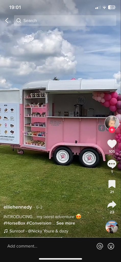 Desert Truck Ideas, Fun Food Truck Ideas, Mobile Donut Truck, Cookie Food Trailer, Business Trailer Ideas, Ice Cream Trailer Interior, Mobile Candy Shop, Vendor Trailer Ideas, Dessert Trailer Food Truck