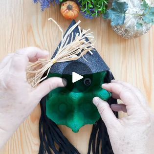 Hallowen craft , witch for hallowen , witch from egg carton ☻️🧡🎃 | Hallowen craft , witch for hallowen , witch from egg carton ☻️🧡🎃 | By Hobby TimeFacebook Halloween Crafts Egg Cartons, Hallowen Crafts, Egg Carton Crafts, Witch Face, Primitive Fall, Egg Box, Egg Carton, Halloween Deco, Witch Hat