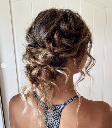 Grad Hairstyles, Prom Hair Up, Grad Hair, Prom Hair Medium, Bridemaids Hairstyles, Cute Prom Hairstyles, Prom 23, Formal Hairstyles For Long Hair, Dance Hair