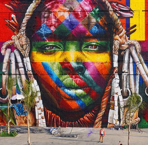 Brazilian Graffiti Artist Creates World's Largest Street Mural For The Rio Olympics Urbane Kunst, Street Mural, Large Mural, Urban Street Art, Charcoal Drawings, Amazing Street Art, 3d Street Art, Graffiti Murals, Murals Street Art