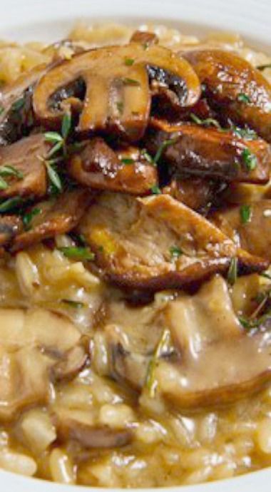 Mushroom Risotto Mushroom Risotto Recipes, Mushroom Risotto, Risotto Recipes, Jambalaya, Easy Appetizer Recipes, Spatulas, Side Recipes, Side Dish Recipes, I Love Food