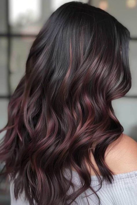 23 Balayage on Black Hair Ideas That Never Go Old Black Hair Balayage Straight, Black Hair With Lowlights, Bleaching Black Hair, Balayage On Black Hair, Black Hair Ideas, Dimensional Hair, Black Brown Hair, Black Hair Balayage, Hair 101