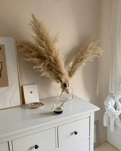 www.etsy.com/ca/shop/HomeStylePlus Boho Wedding Decor, Interior Simple, Grass Decor, Tall Vase, Boho Wedding Decorations, Home Trends, Pampas Grass, Interior Inspo, New Room