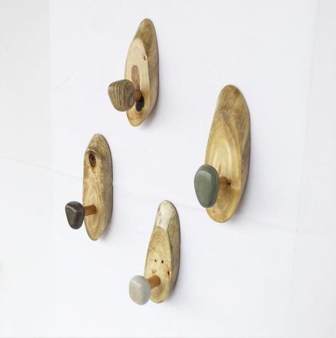 3Pcs/5Pcs Rock Hooks, Sea Stone Hooks, Beach Stone Towel Hooks, Decorative Hangers, Key Holder, Towel Hooks,Towel hangers, jacket Rack， | Stone, Wood branch, Towel hanger Beach Rocks Crafts, Jacket Rack, Towel Hangers, Stone Candle Holder, Diy Hooks, Stone Bath Mat, Driftwood Diy, Diy Jewelry Display, Wood Branch