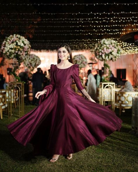 Qawali Night, Asian Wedding Dress Pakistani, Shadi Dresses, Pakistani Formal Dresses, Desi Wedding Dresses, Maya Ali, Pakistani Wedding Outfits, Pakistani Dresses Casual, Pakistani Fashion Party Wear