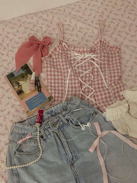 Pride And Prejudice Aesthetic Outfits, Coquette Girl Aesthetic, Bow Aesthetic, Coquette Outfit, Coquette Girl, Sandy Liang, Pink Bows, Virtual Closet, Art References