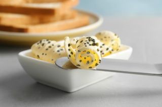 This Caviar Butter Will Dress Up Everything You Eat | Bread, Potatoes, Steaks... Don't Be Shy Caviar Butter, Osetra Caviar, Salmon Spread, Italian Pasta Sauce, Chocolate No Bake Cookies, Truffle Mushroom, Lobster Dishes, Summer Truffle, Steak Dishes