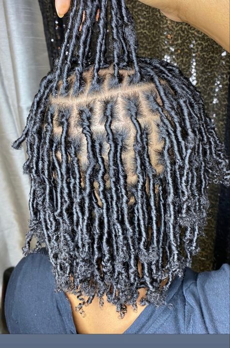 Coil Dreads Natural Hair, 100 Starter Locs, Starter Locs For Black Women, Starter Locs Coils Vs Twists, Dreads With Extensions Black Women, Stater Locs Black Women, Loc Sizes Chart Black Women, Black Women Starter Locs, Coil Starter Locs 4c Hair