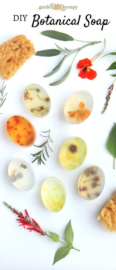 These botanical soap bars are decorated with flowers, herbs, and leaves found in the garden. See the step-by-step instructions for how to make them at home. Diy Soap Bars, Savon Diy, Diy Kosmetik, Homemade Soap Recipes, Diy Skincare, Diy Body, Soap Bars, Lotion Bars, Soap Recipes