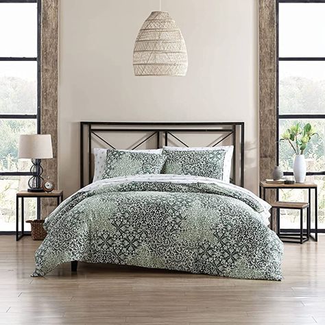 Amazon.com: Stone Cottage - Queen Comforter Set, Reversible Cotton Bedding with Matching Shams, All Season Home Decor (Abingdon Dark Green, Queen) : Home & Kitchen Full Size Comforter, Cotton Background, Ornamental Design, Bed Comforter Sets, King Duvet Cover Sets, Pattern And Texture, King Comforter Sets, Stone Cottage, Queen Comforter Sets