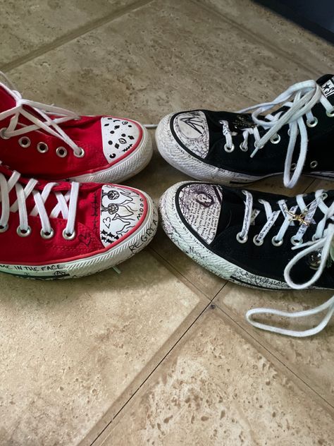 Sharpie Converse, Converse Drawings, Converse Doodles, Converse Ideas, Shoe Drawings, Diy Converse, Personalized Converse, Sharpie Shoes, Alt Shoes