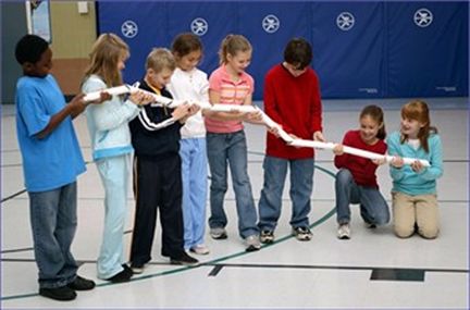 Teacher and class hold up the marble run Team Building Challenges, Building Challenge, Dont Lose Yourself, Team Building Games, Pe Games, Stem Challenge, Cooperative Games, Therapeutic Activities, Icebreakers