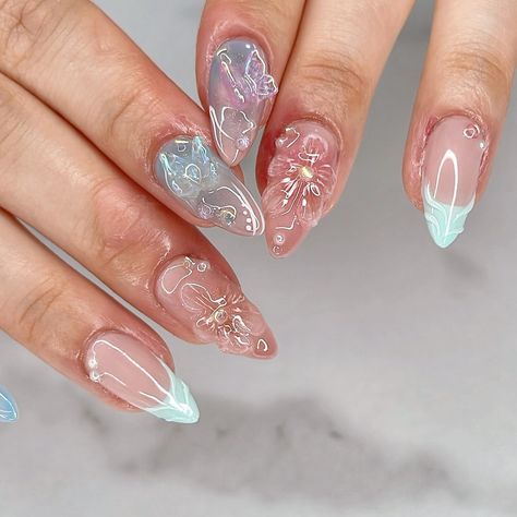 Cotton Candy Fairycore 🧚🏻 recreation from @aurakanails 💙 on Medium Almond Gelx #nailinspo #naildesign #vancouvernails #nailart #fairycorenails #3dnailart #3dflowernails #edcnails #nails2inspire #pinterestnails Fairytale Nails, Fairy Nail Art, Princess Nail Art, Fairy Nails, Biab Nails, Princess Nails, 3d Nail Designs, 3d Flower Nails, Medium Almond