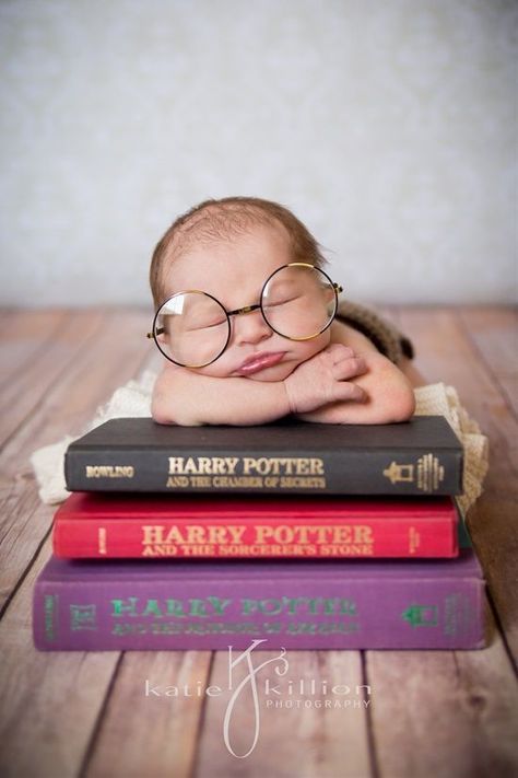 Baby Fotografie, Newborn Baby Photoshoot, Baby Boy Photography, Baby Poses, Newborn Baby Photos, Baby Sleep Problems, Newborn Poses, Foto Baby, Foto Tips