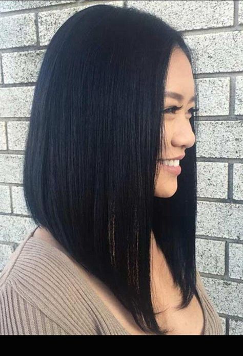 Very Long Bob, Haircuts For Long Hair Straight, Long Angled Bob Hairstyles, Long Layered Bob Hairstyles, Hairstyles For Fat Faces, Long Angled Bob, Angled Bob Hairstyles, Blonde Balayage Highlights, Beautiful Haircuts