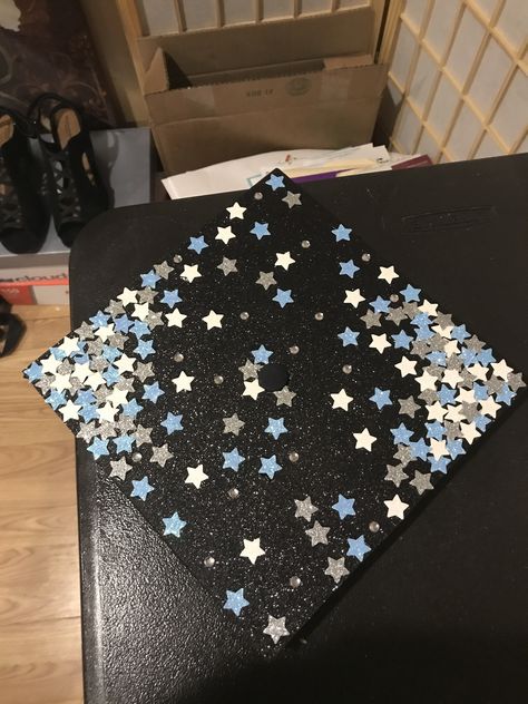 Star Grad Cap Ideas, Michigan Grad Cap, Celestial Graduation Cap, Graduation Cap Designs Stars, Grad Cap Inspo High School, Halloween Graduation Cap, Cute Simple Graduation Caps, Space Themed Graduation Cap, Lace Graduation Cap