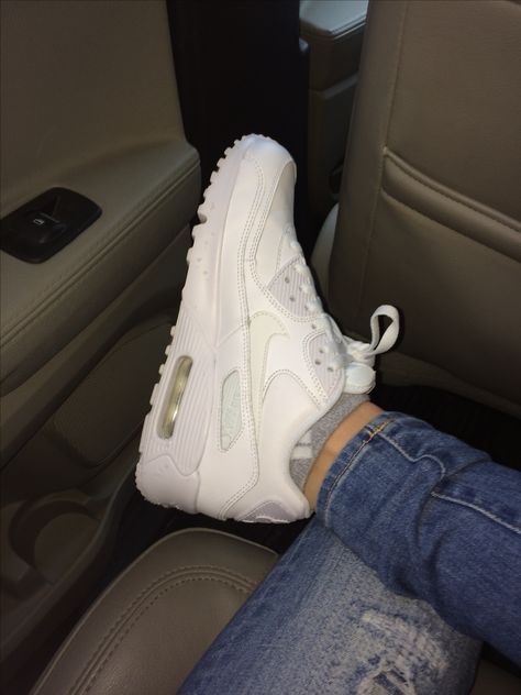 White Air Max 90 Outfit Woman, Air Max 90 Outfit Woman, White Shoes Nike, Air Max 90 Outfit, Air Max 90 Terrascape, Nike Air Max 90 Ltr, How To Clean White Shoes, Nike Air Max 90s, Nike Air Max White