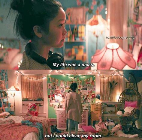 Laura Jean Room, Lara Jean Cleaning Her Room, Laura Jean Covey Bedroom, Laura Jean Covey Room, Lara Jean Quotes, Lara Jean Covey Room, Lara Jean Bedroom, My Life Is A Movie Aesthetic, Lara Jean Room