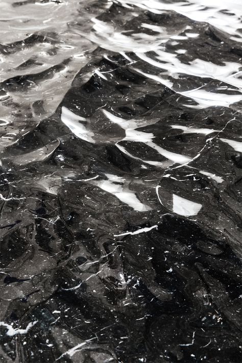 mathieu lehanneur's liquid marble floods paris' musée des arts décoratifs Mathieu Lehanneur, Liquid Marble, Mood Images, Material Textures, Visual Diary, Marble Design, Couple Art, Baccarat, Black Marble