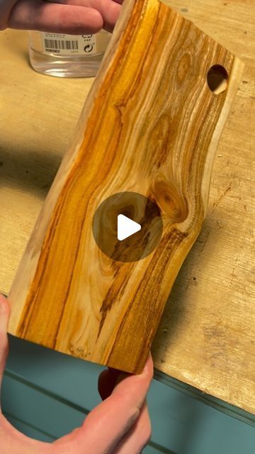 Luca on Instagram: "Cherry wood 🍒🍒🪵🪓 like it?? .  . #cherrywood #diy #woodcarving #handcraft #woodwork #lamp #craft #woodworking #interiordesign #lampadelegno #abatjour #wooddesign #carving #designlamp" Lamp Craft, Downloadable Woodworking Plans, Dremel Tool Projects, Wood Log Crafts, Dremel Crafts, Amazing Woodworking, Dremel Wood Carving, Wood Accent Wall, Wood Logs