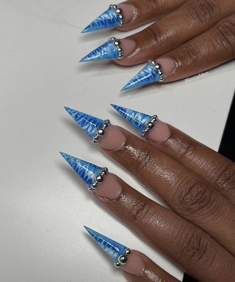 Curved Stiletto Nails, French Tip Almond Short, Black French Tip Almond, Fake Nails Acrylics, Cute Simple Nail Designs, C Nails, French Tip Almond, Artsy Nails, Kawaii Grunge