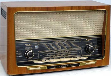 Old Radio, Radio Usa, Retro Radios, Radio Antigua, Shortwave Radio, Radio Vintage, Retro Gadgets, Retro Radio, Vintage Radios