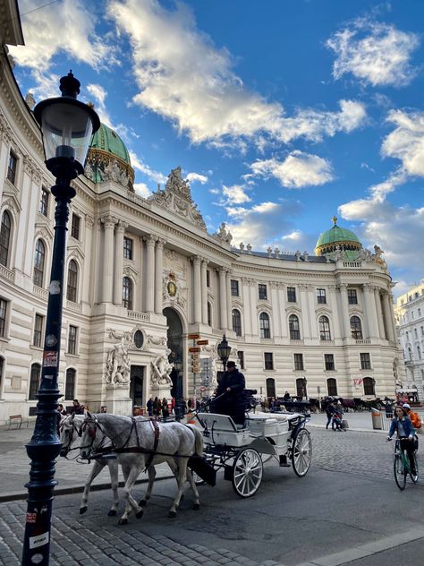 Vienna Instagram Spots, Vienna Castle, Wien Aesthetic, Vienna Aesthetic, Day Trips From Vienna, Vienna Waits For You, Vienna Travel, London Brighton, Castle Aesthetic