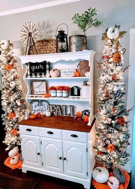 Buffalo Print Fall Decor, How To Style A Home, Thanksgiving Hutch Decor, Fall Hutch Decor Ideas Farmhouse, Hutch Decorating Ideas Farmhouse, Living Room Hutch Decorating Ideas, Fall Hutch Decor Ideas, Fall House Decor Indoor, Fall Decor Ideas For The Home Farmhouse