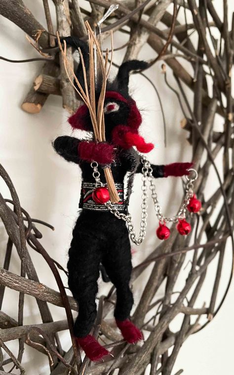 Needle Felted and mixed media Krampus Krampus Felt Ornament, Felt Krampus, Felt Ornament, Needle Felting Projects, Xmas Ornaments, Felt Ornaments, Ornaments Diy, Felting Projects, Needle Felted