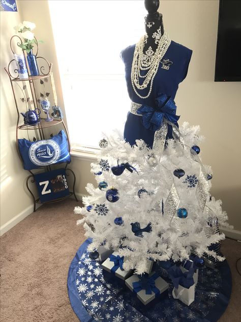 Zeta Phi Beta Sorority Inc. Christmas Tree Finer Womanhood, Dress Form Christmas Tree, Divine Nine, Phi Beta Sigma, Sigma Gamma Rho, By Any Means Necessary, Zeta Phi Beta, Greek Life, Fraternity