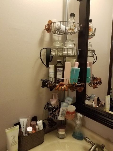 My bathroom vanity is minuscule.   A "master"  bath and closet were put in the space that would just make a decent closet, or bath, but is way too small for bot… Leather Desk Organizer, Kitchen Plinth, Bar Stool Makeover, Accent Wall Stencil, Toy Storage Solutions, Affordable Storage, Shower Storage, Easy Fall Wreaths, Space Toys