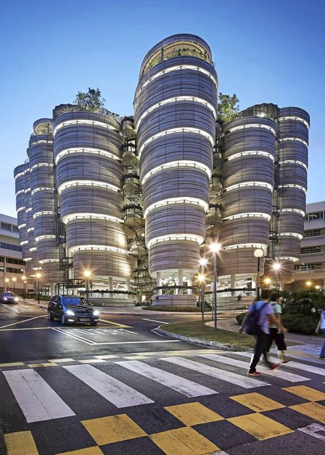 Heatherwick Studio | 'Nanyang Technological University Learning Hub' | Singapore | 2015 | www.heatherwick.com High Tech Architecture Buildings, Creative Hub Architecture, Singapore Buildings Architecture, Buildings In Singapore, Singapore Plant Building, Singapore Architecture, Nanyang Technological University, Architecture Cool, Thomas Heatherwick