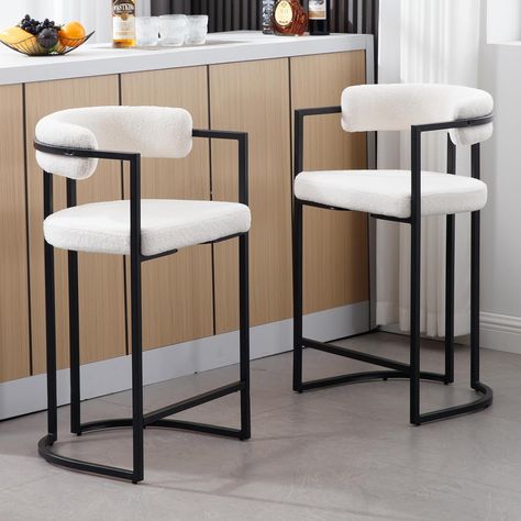 Kitchen Counter Chairs, Chaise Haute Bar, Breakfast Bar Chairs, High Bar Stools, Bar Stool Chairs, Counter Chairs, Modern Bar, Modern Bar Stools, Kitchen Stools