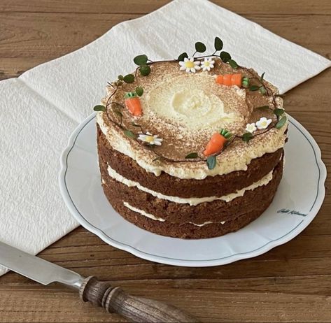 Carrot Cake Aesthetic, Carrot Cake Birthday Cake, Birthday Carrot Cake, Cute Baking, Hay Bales, Pretty Birthday Cakes, Cute Birthday Cakes, Just Cakes, Cute Desserts