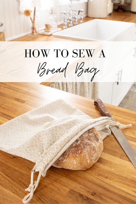 Cotton Bread Bag Pattern, Basic Beginner Sewing Project, Easy Quick Sewing Projects Simple, Homestead Sewing Patterns, Homemade Sewing Gift Ideas, Homemade Bread Bags, Easy Sewing Projects With Scraps, Bread Bag Sewing Pattern, Things To Sew For The Kitchen